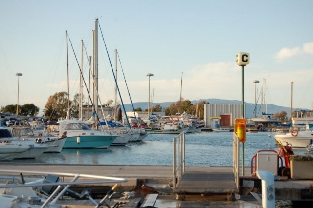  Los barcos en el puerto 